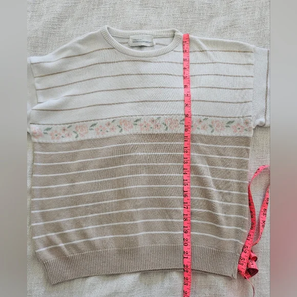 Neutral Floral Romantic Spring Sweater - Picture 6 of 8